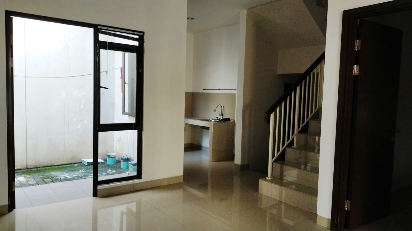 Best Price. Rumah modern Mozia Avezza, BSD