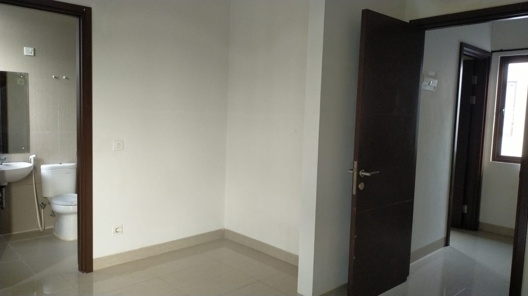 Best Price. Rumah modern Mozia Avezza, BSD