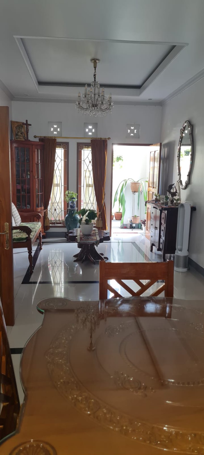 Freehold-Family-Friendly House for Sale in Padang Sambian, Bali