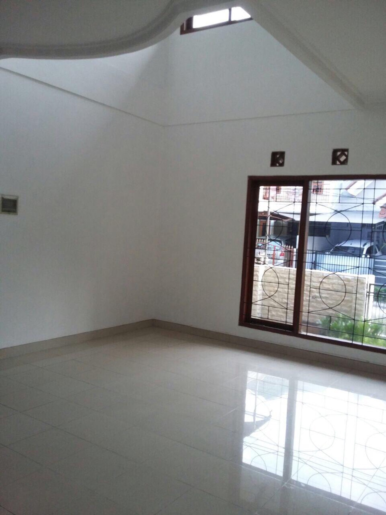 Rumah Hook Siap Huni dan Lokasi Strategis @Bintaro Sektor 5