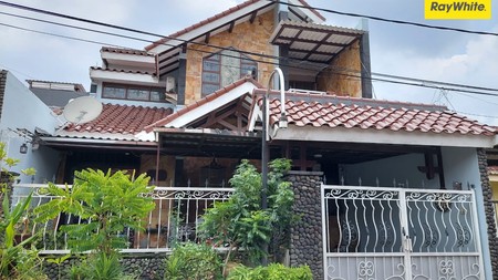 Dijual Rumah 2 lantai di Babatan Mukti Wiyung Surabaya