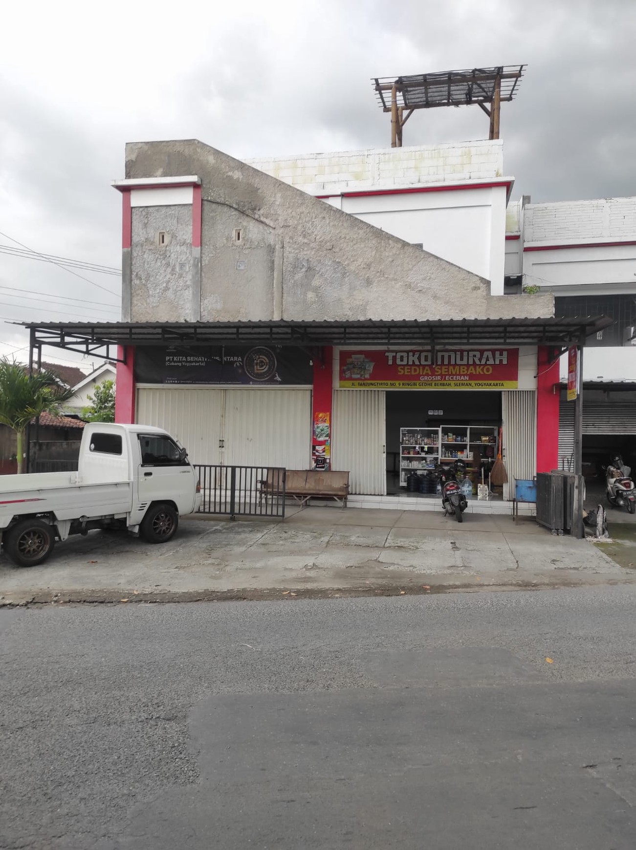 Ruko 3 Lantai Cocok Untuk Usaha Lokasi Berbah Sleman 