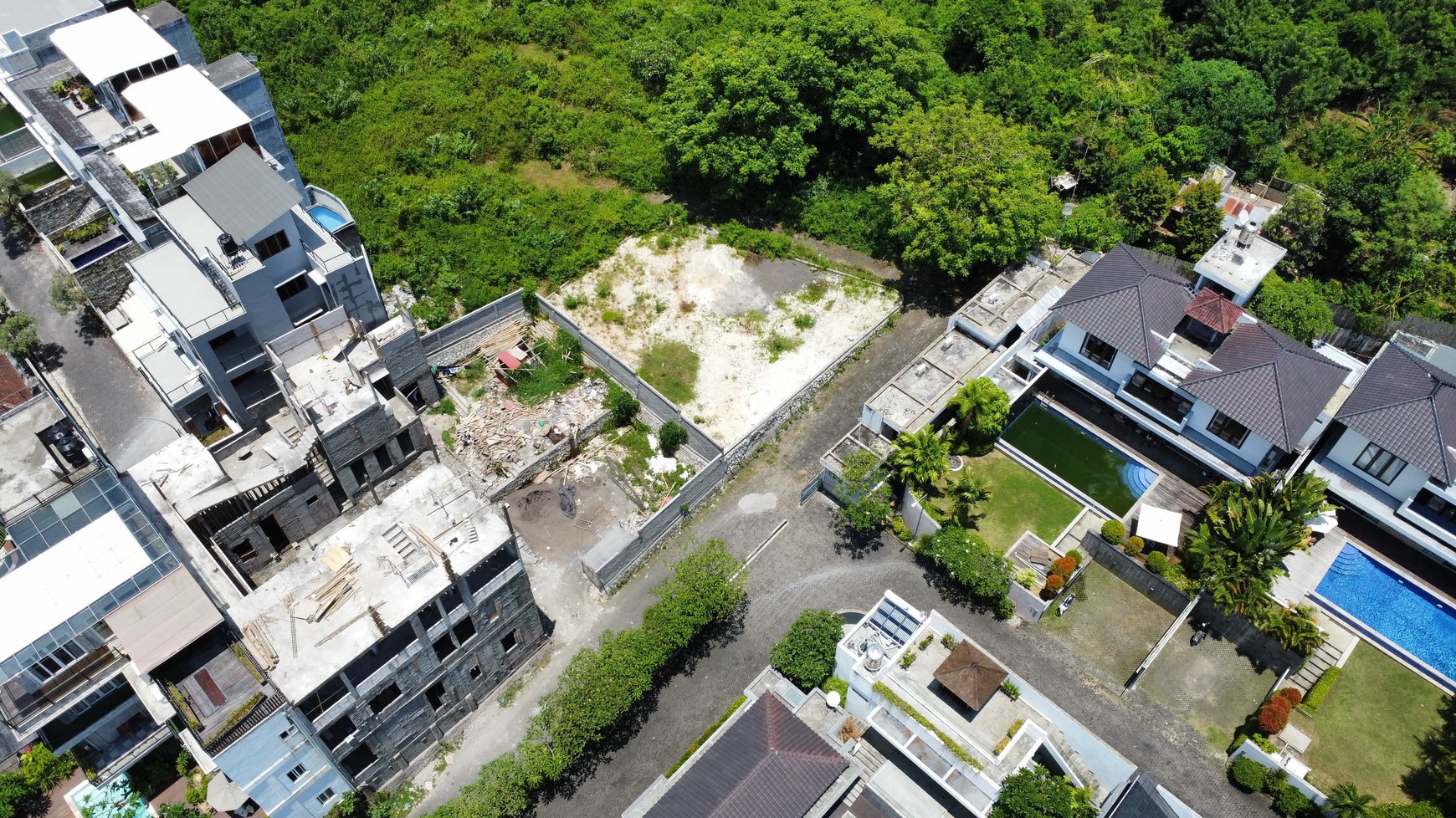 Freehold - Sea View Land for Sale in Nusa Dua, Bali - Ready to Build