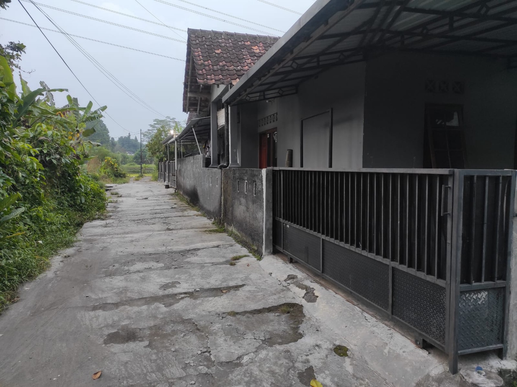 Rumah Tinggal 4 Kamar Lokasi Wedomartani Ngemplak Sleman