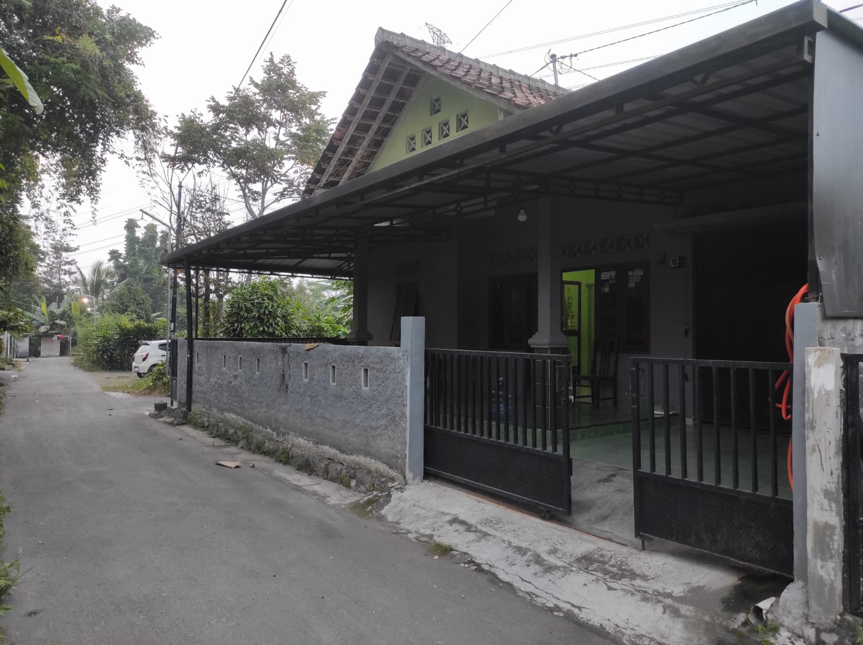 Rumah Tinggal 4 Kamar Lokasi Wedomartani Ngemplak Sleman
