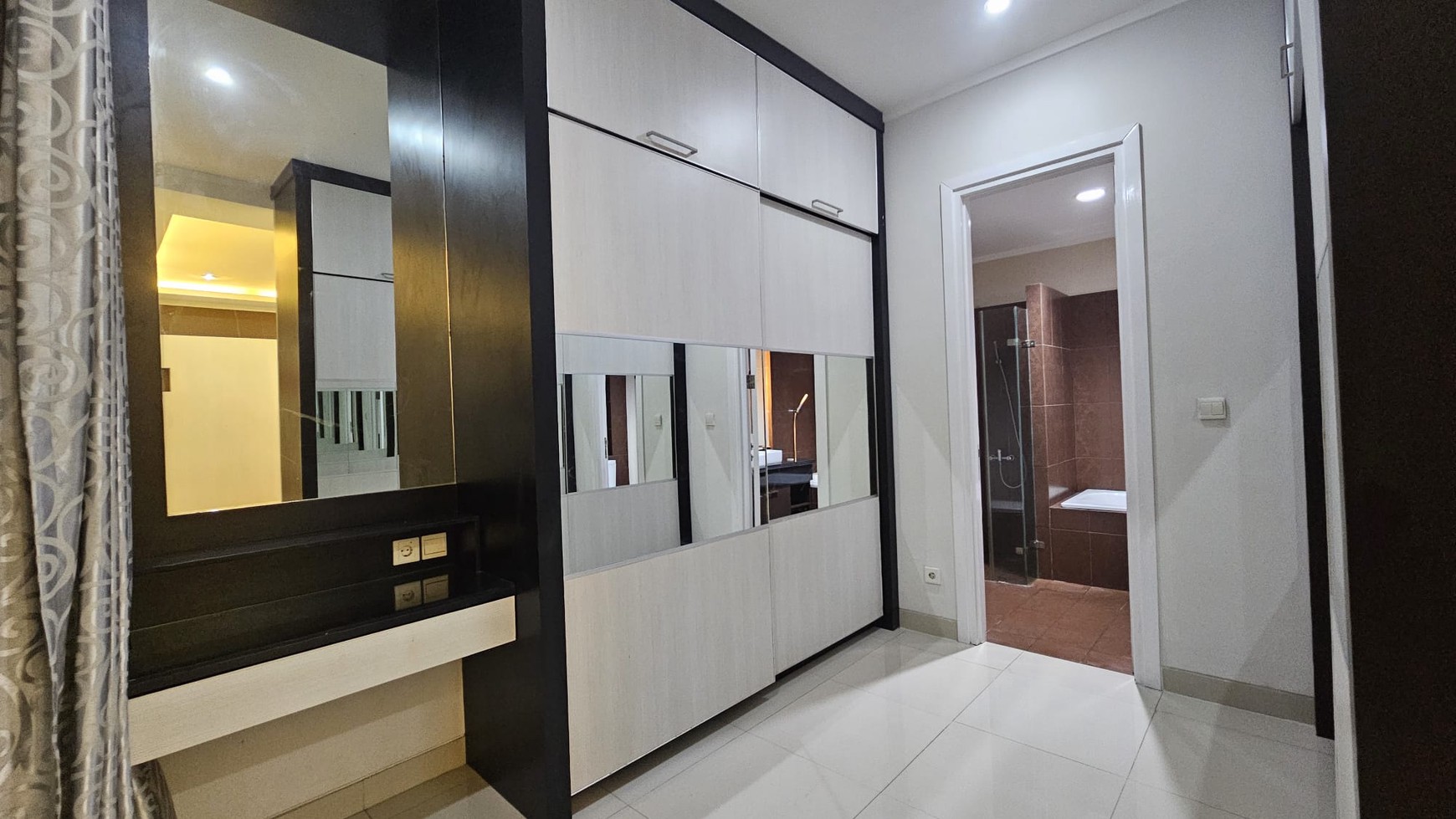 Rumah Grand Orchard Clover, Kelapa Gading, Jakarta Utara