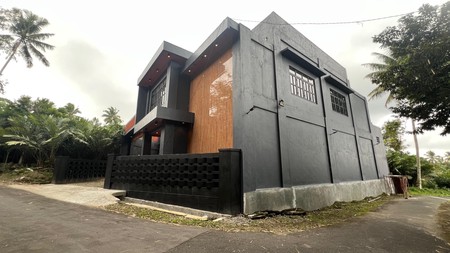 Rumah Mewah Cocok Untuk Villa View Merapi Lokasi Dekat Pasar Balerantre Turi Sleman