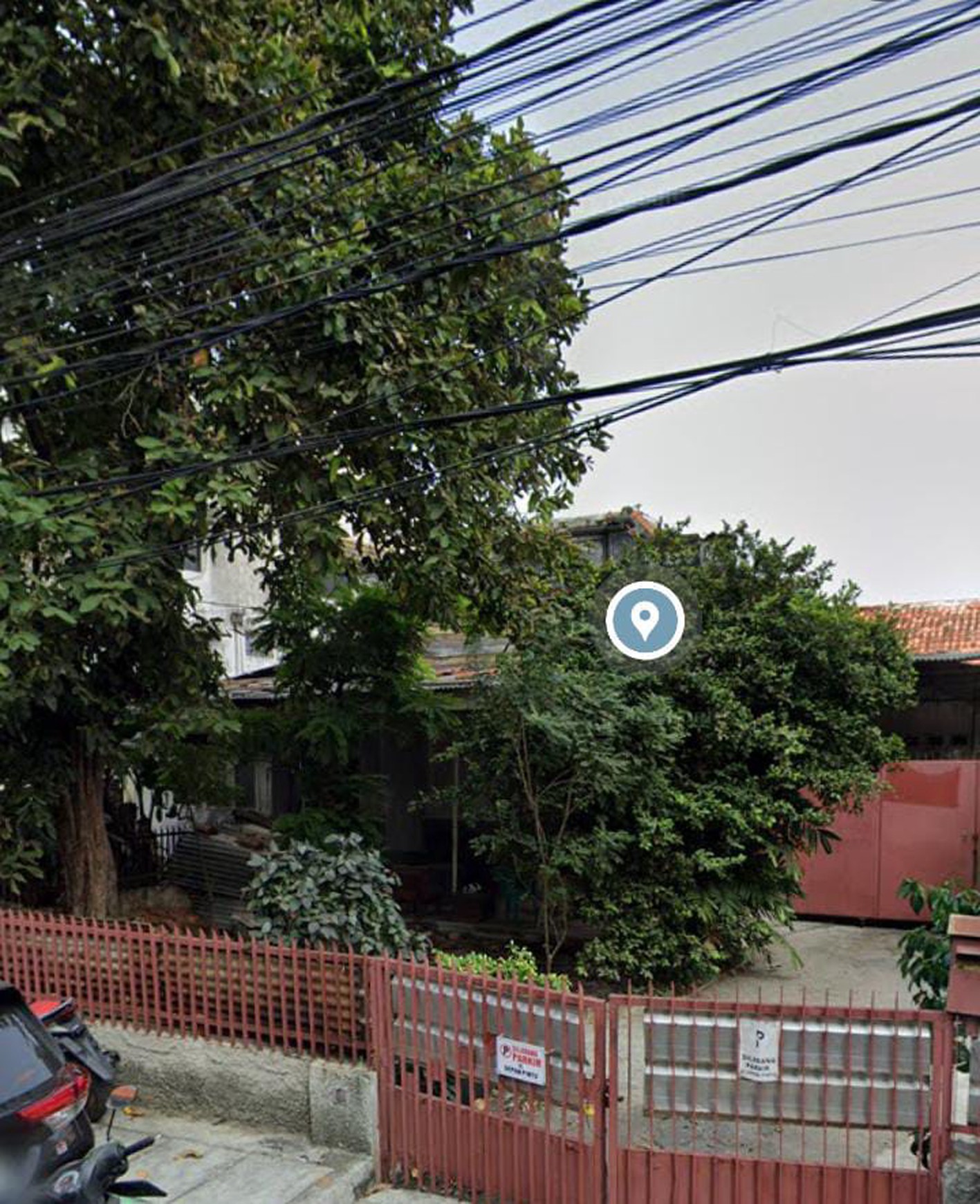 Dijual Rumah Strategis di Kramat, Jakarta Pusat - Luas tanah 1075m2 Lokasi Premium!