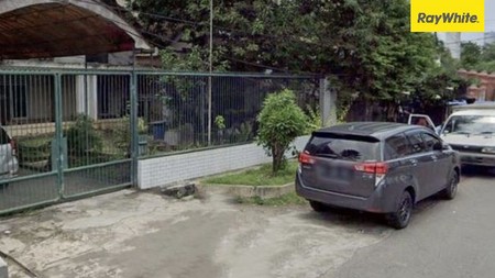 Dijual Rumah SHM Pusat Kota di Jalan Argopuro Tidar Surabaya