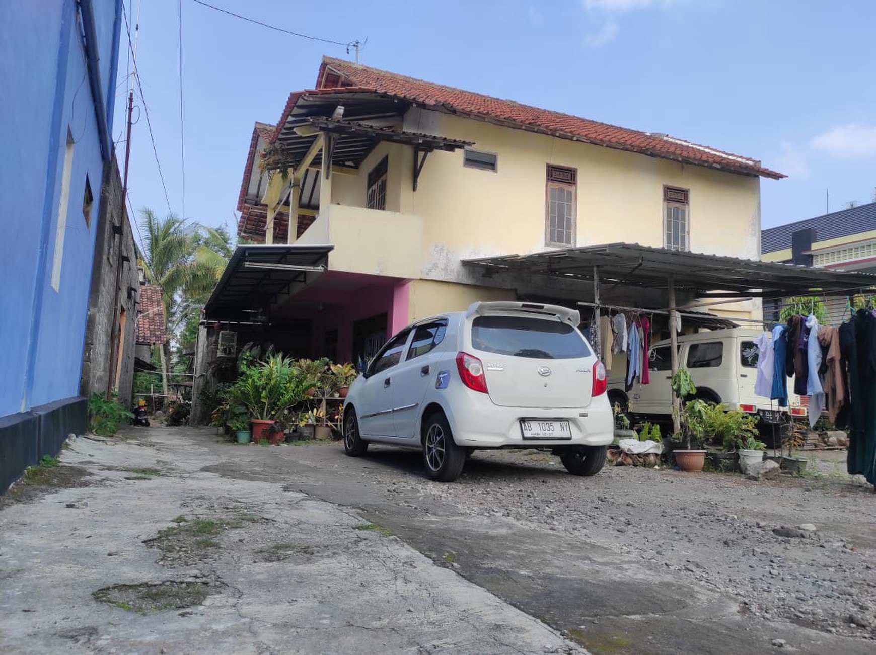 Rumah 2 Lantai Lokasi Dekat kampus UII Terpadu Ngemplak Sleman 