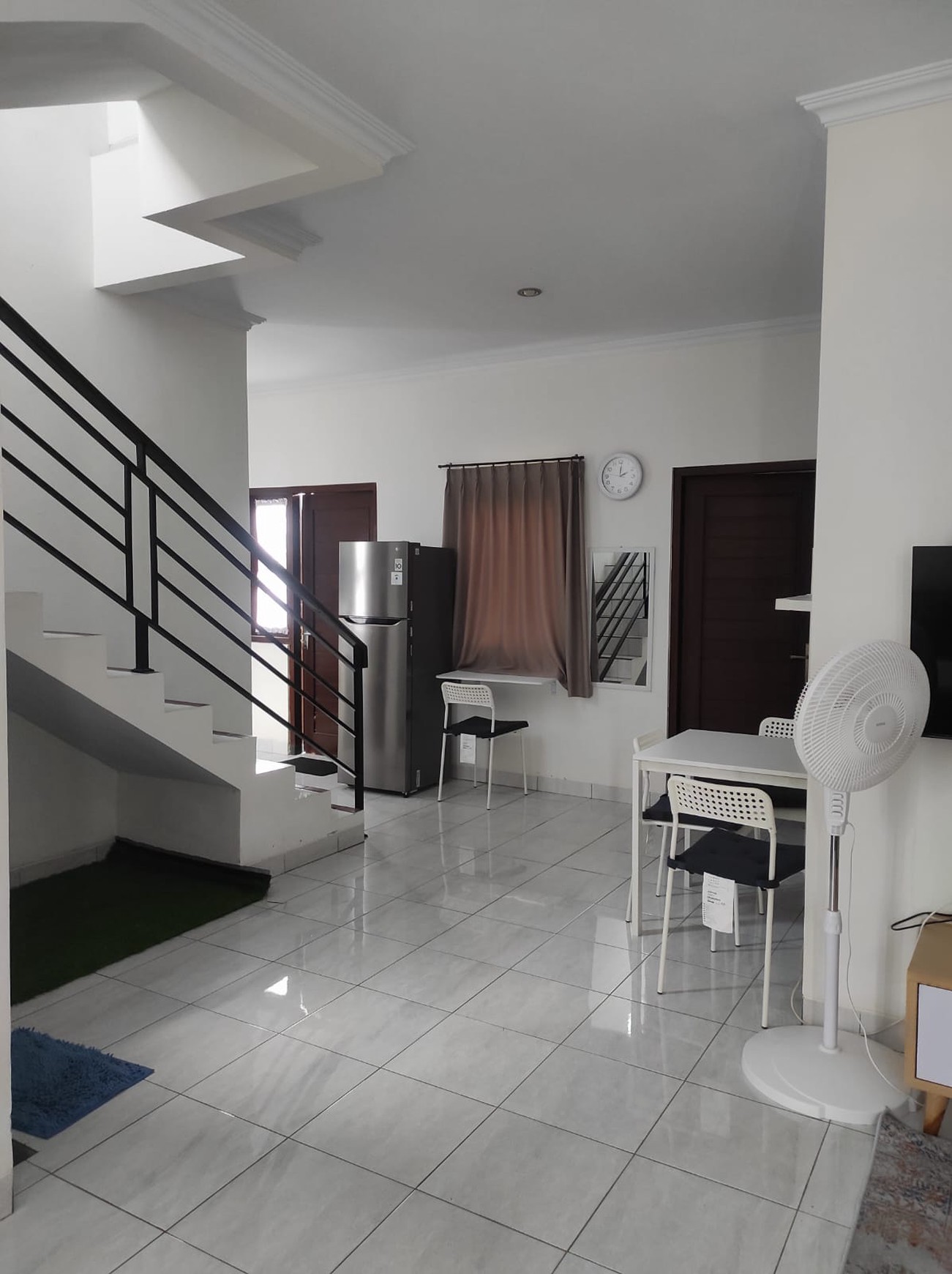 Rumah Mewah Furnish Dalam Perumahan Fasco Mansion Ngaglik Sleman 