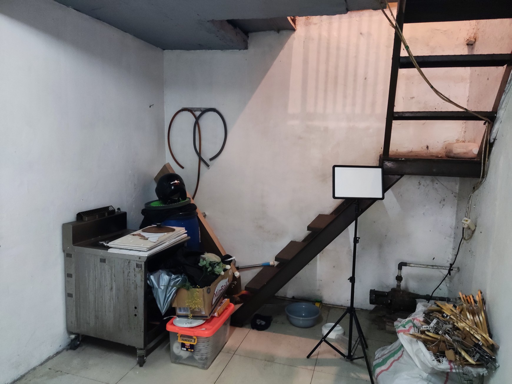 STRATEGIS! Ruko Produktif 3 Lantai di Sayap Asia Afrika, Bandung!