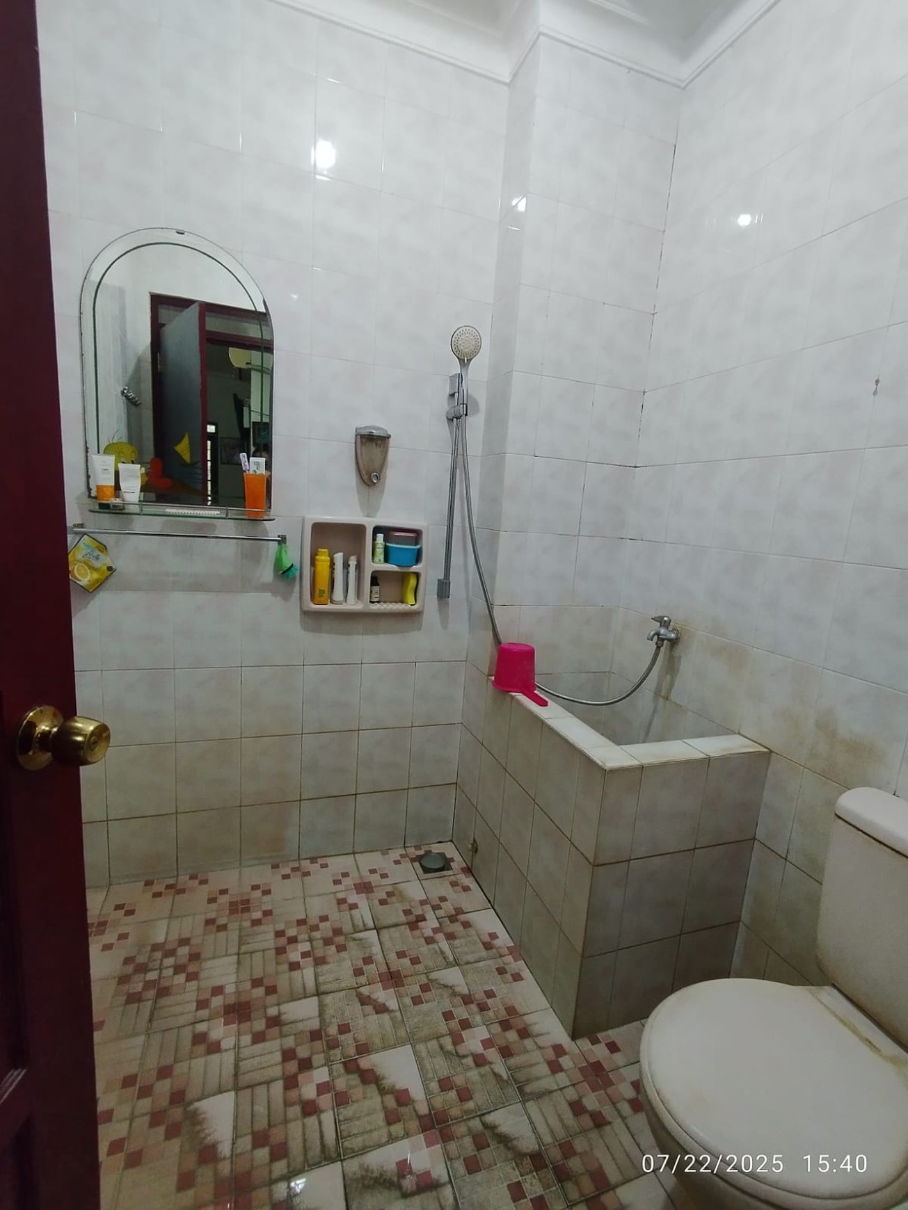 Rumah 7 Kamar Tidur Dalam Perum Green Garden Lokasi Dekat Manna Kampus Godean
