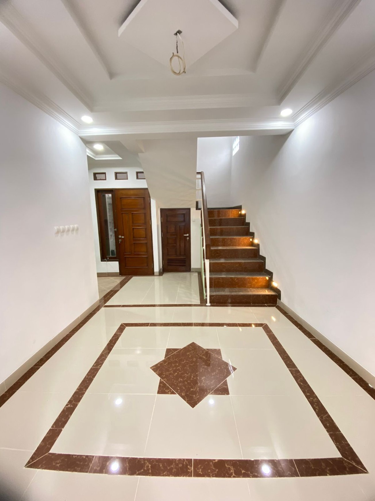 Rumah Minimalis dalam Cluster siap huni di Pondok Aren.