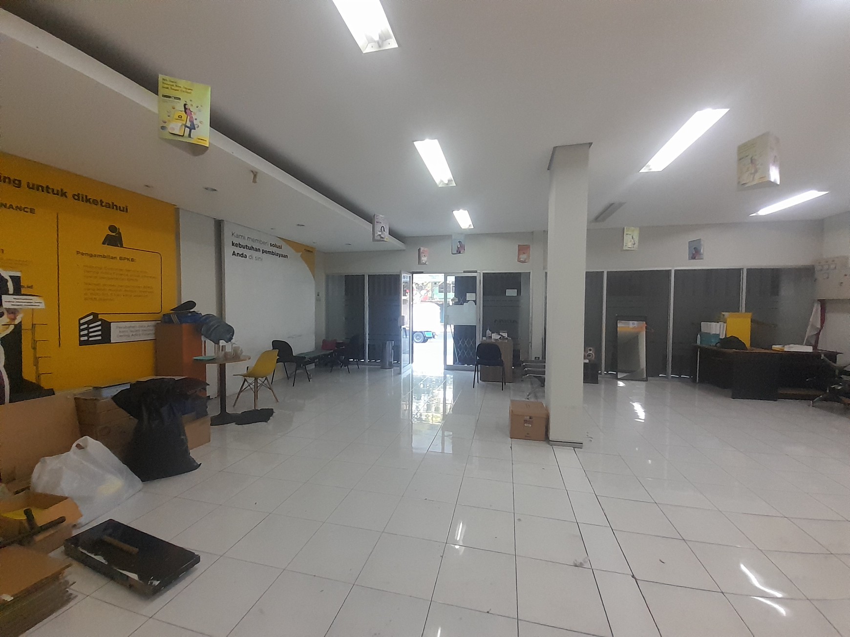 Ruko Jejer strategis disewakan di Jalan Tumenggung Suryo, Jalan Poros Propinsi, dekat sekolah dan perkantoran, ex Adira Finance Malang