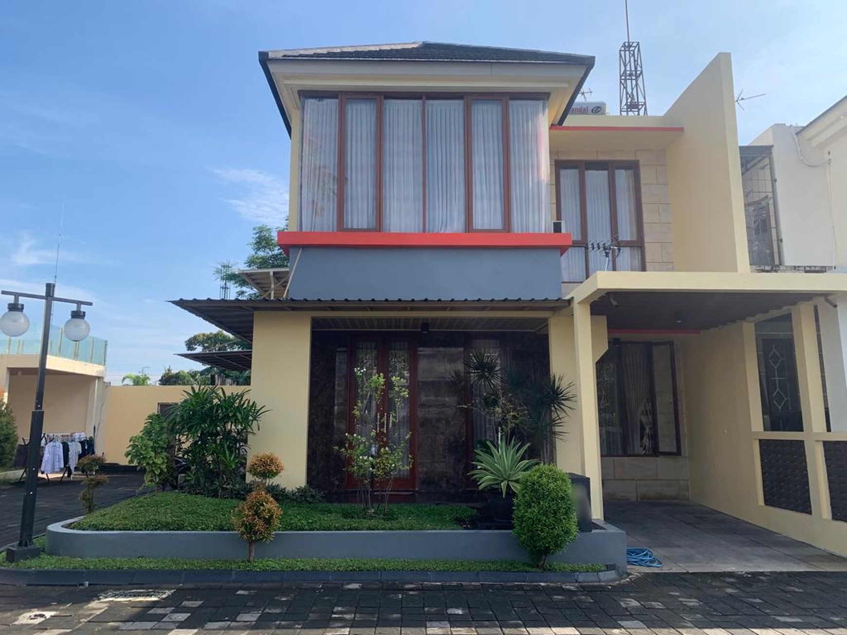 Rumah Mewah Semi Furnish Dalam Perum Laguna Spring Jl Wonosari Yogyakarta