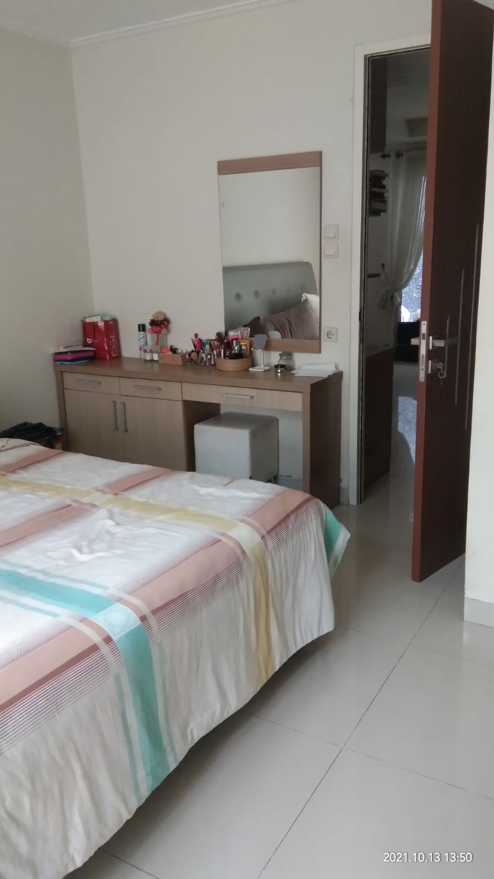 Rumah full furnished 2 Lantai Siap Huni dengan Hunian Nyaman dan Asri @Bintaro - Sektor 9