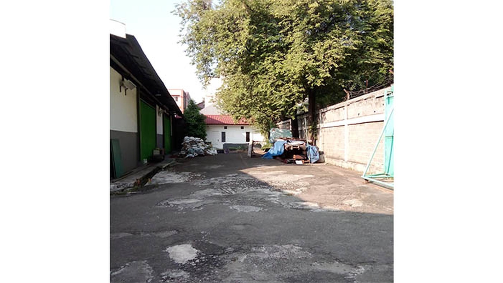 Gudang dan Pabrik Jl. Dr. KRT Radjiman, Rawa Terate, Cakung