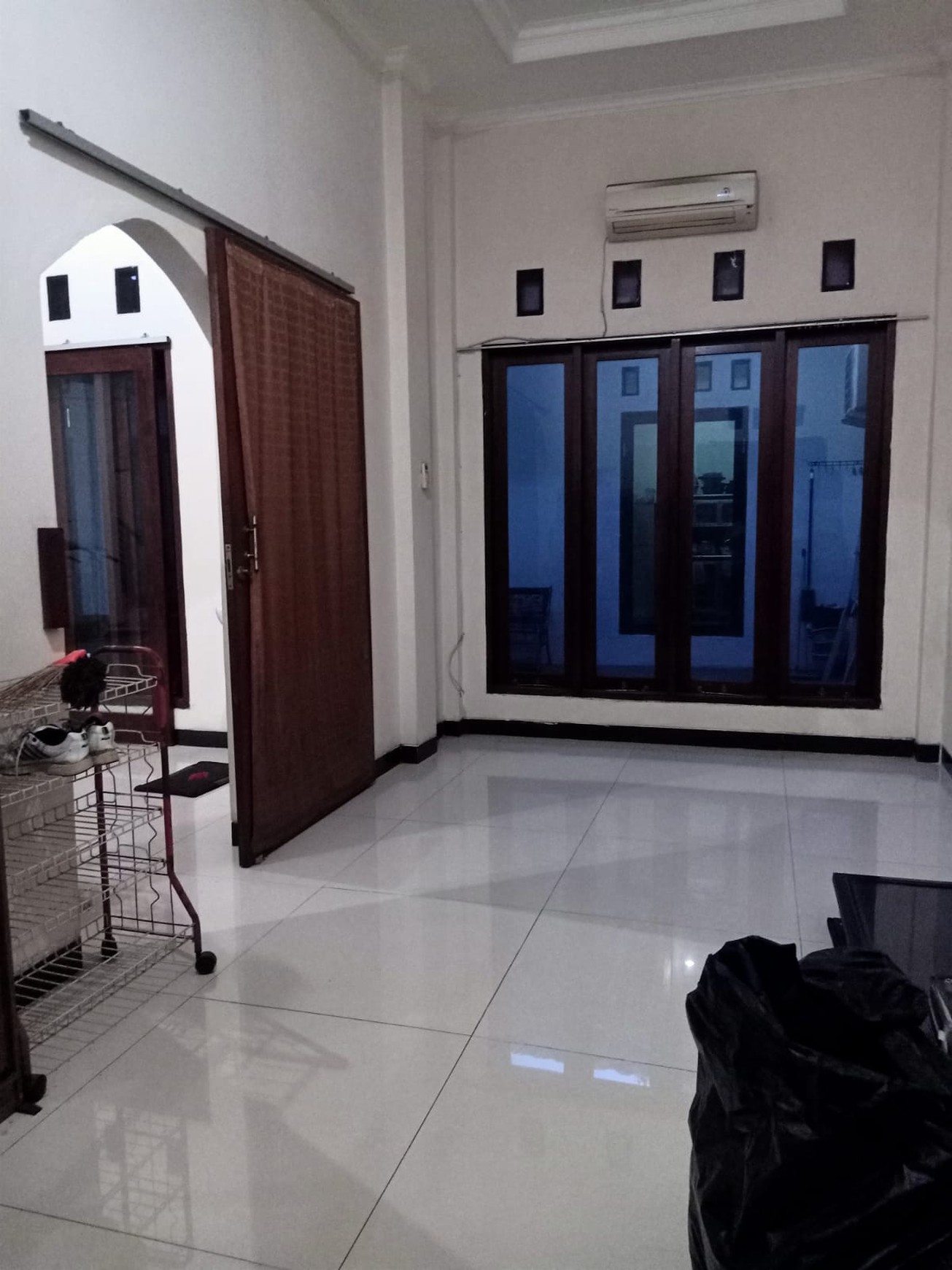 Rumah 2 Lantai Siap Huni dengan Hunian Nyaman dan Asri @Pamulang