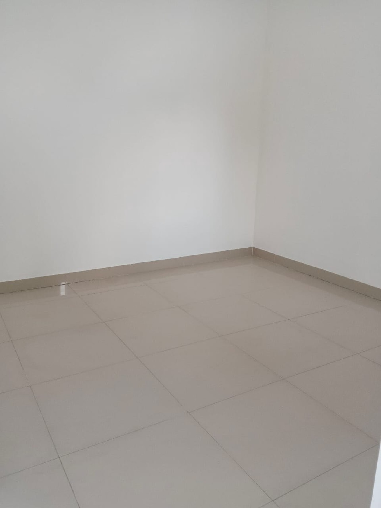 Rumah bagus, Halaman Luas, lokasi strategis di Bintaro Sektor 3