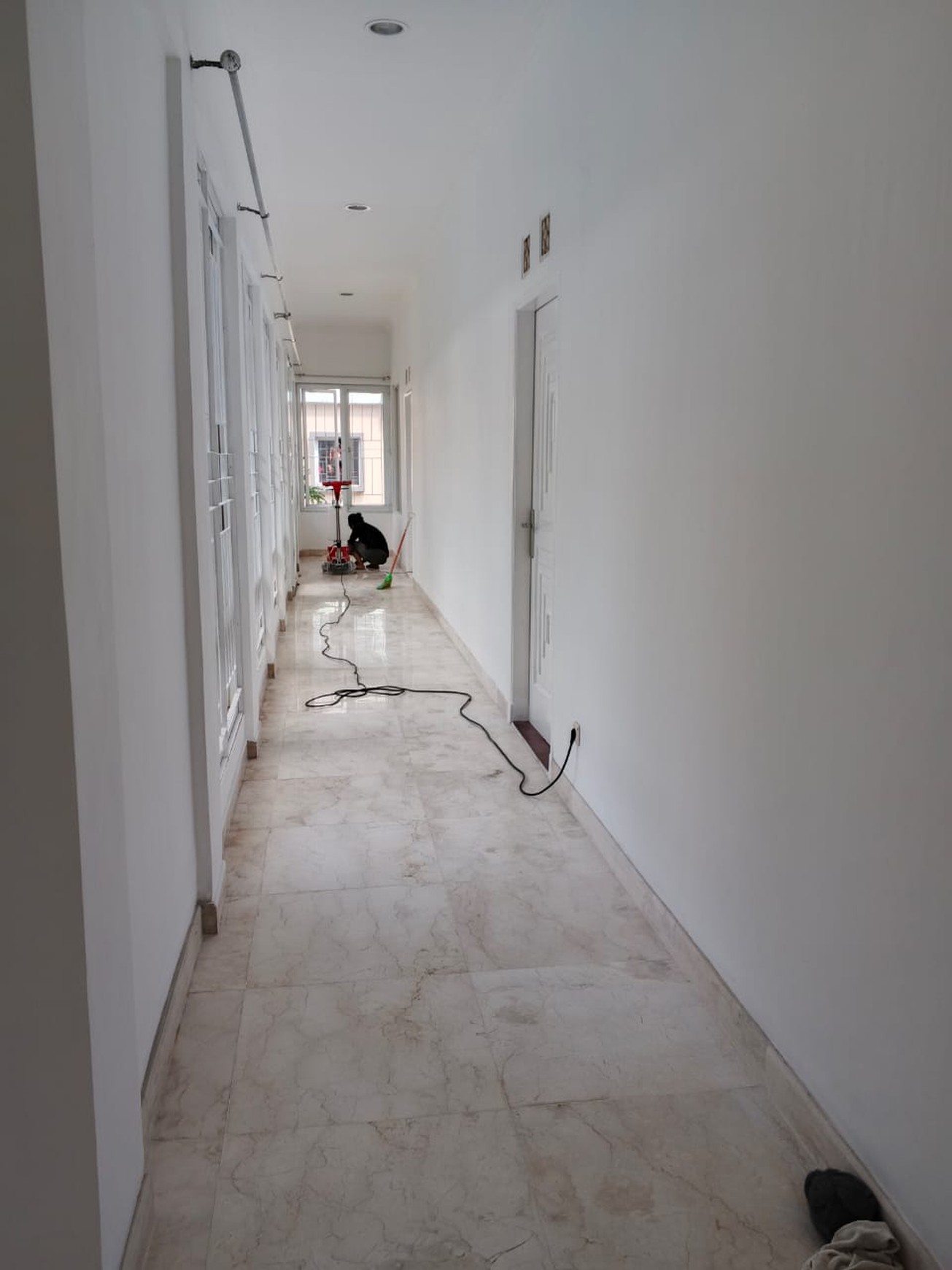 Rumah bagus, Halaman Luas, lokasi strategis di Bintaro Sektor 3