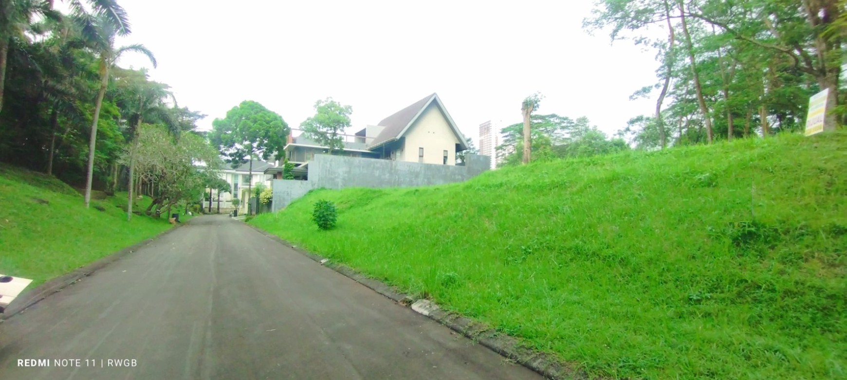 Dijual tanah kavling di Telaga Golf BSD City - Tangerang Selatan 