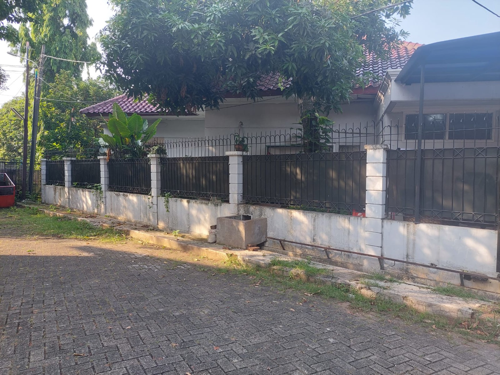 Rumah Siap Huni dengan Hunian Nyaman dan Asri di Ciputat Timur