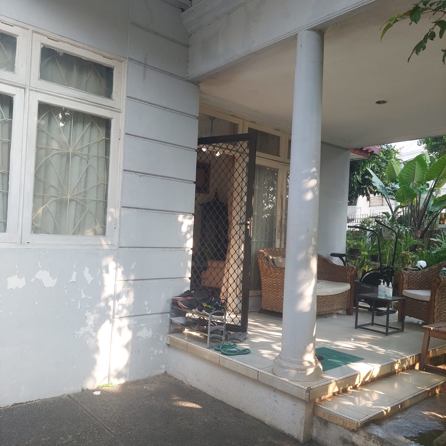 Rumah Siap Huni dengan Hunian Nyaman dan Asri di Ciputat Timur