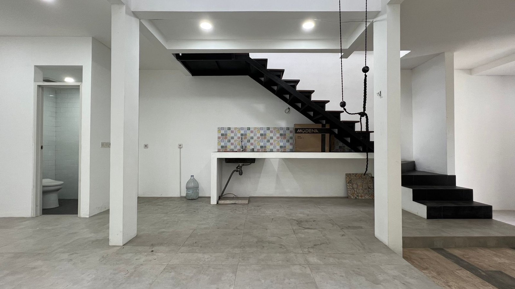 Jual  Murah Rumah Brand New Dalam Cluster dekat LRT TMII 