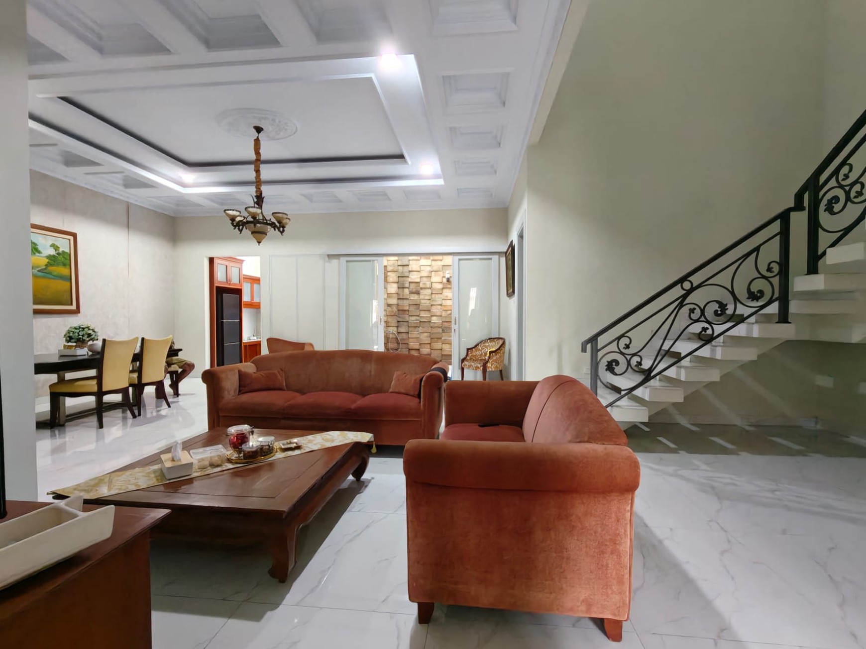 Rumah Hitung Tanah Area Cipete