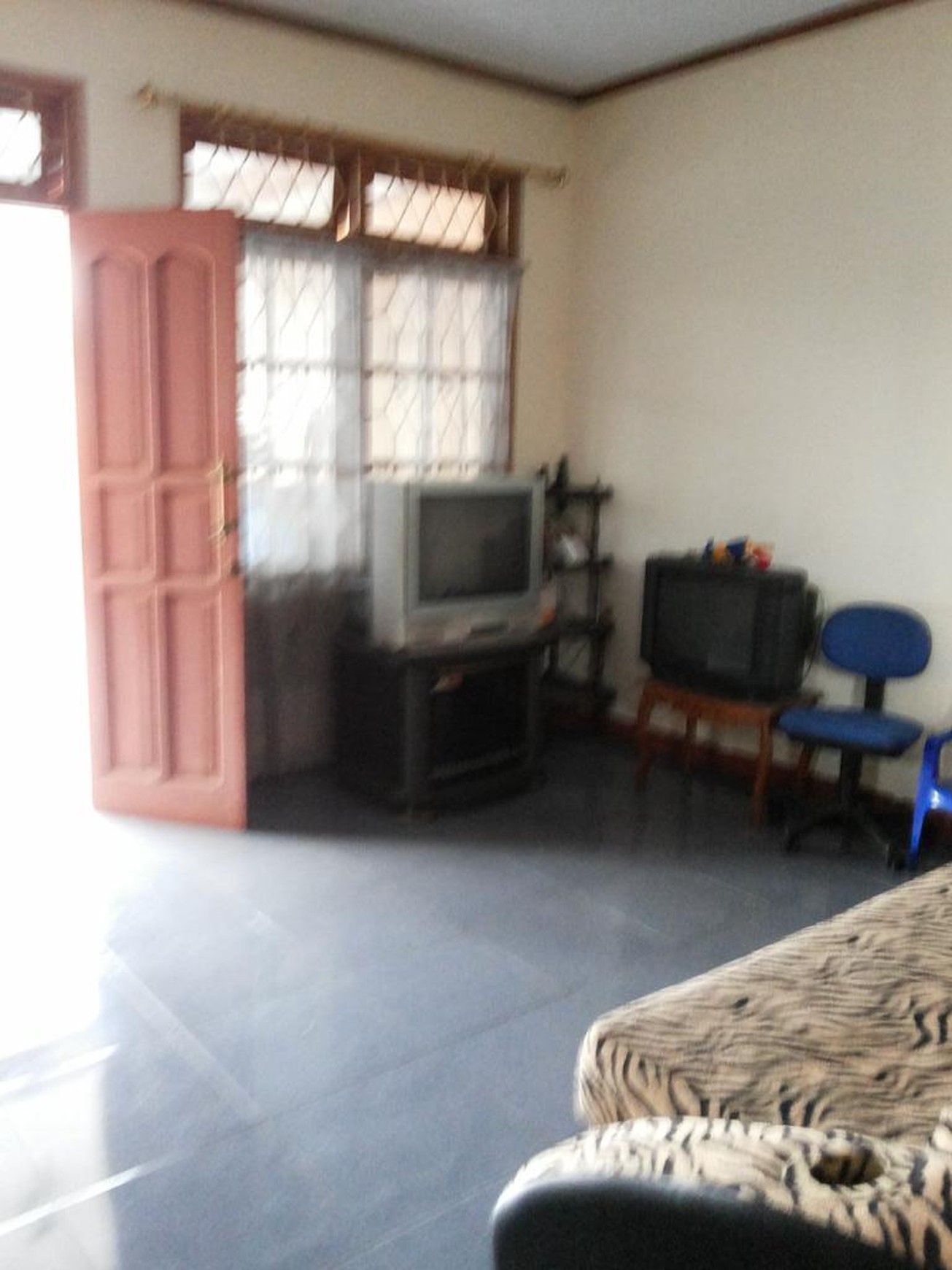 RUMAH BAGUS DENGAN HARGA TERJANGKAU DI BEKASI TIMUR