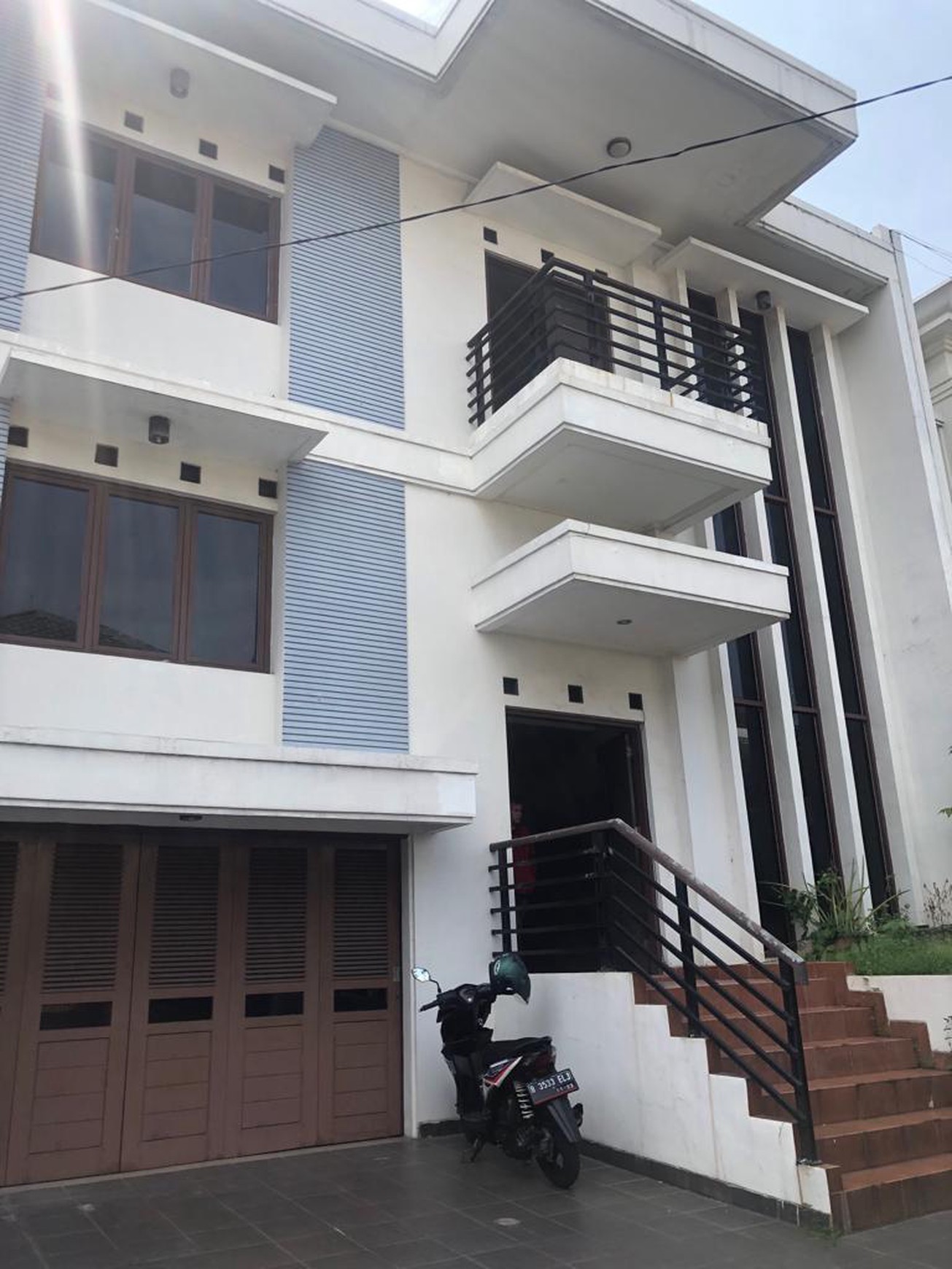 Rumah Siap Huni di Area Niaga Hijau, Pondok Indah, Jakarta Selatan