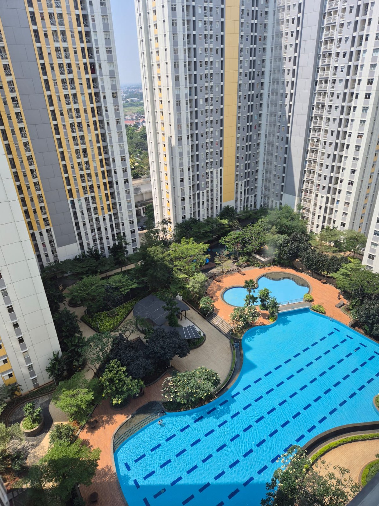 Apartement 2br unfurnished Springlake Summarecon Bekasi
