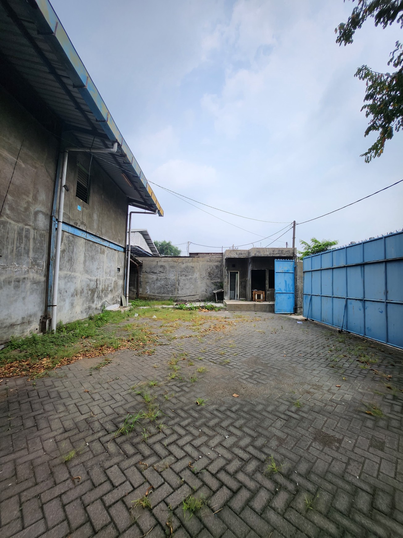 TerMURAH Rp. 6 Jt/m2 Dijual 2557 M2 Gudang Margomulyo Indah Surabaya Dekat Tandes, Asemrowo, Kalianak - Akses Truk Kontainer