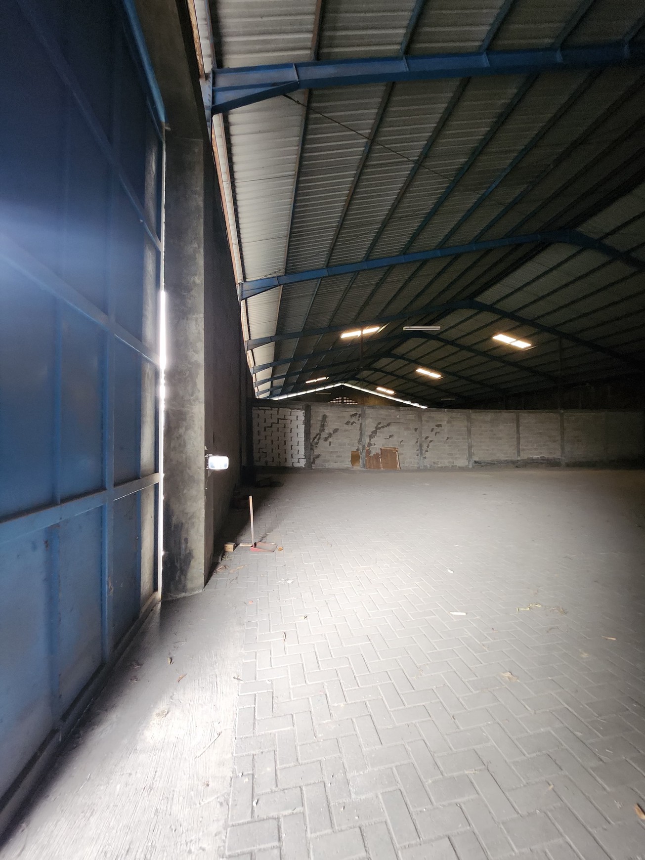 TerMURAH Rp. 6 Jt/m2 Dijual 2557 M2 Gudang Margomulyo Indah Surabaya Dekat Tandes, Asemrowo, Kalianak - Akses Truk Kontainer