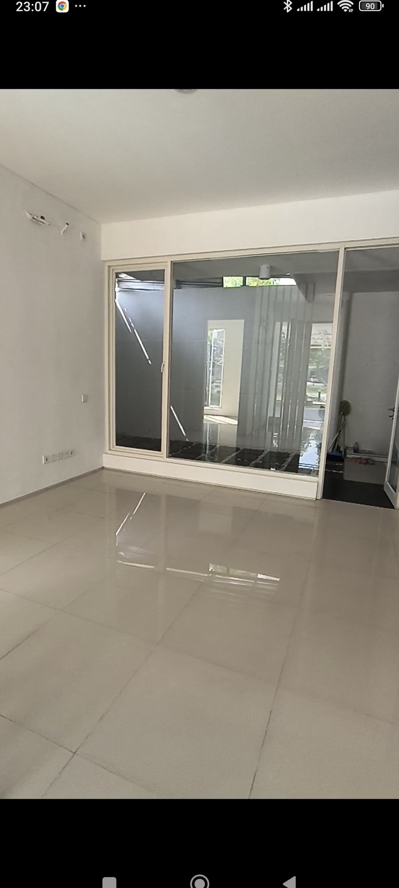 Sewa Rumah 2 Lantai Northwest Citraland Lake View Surabaya