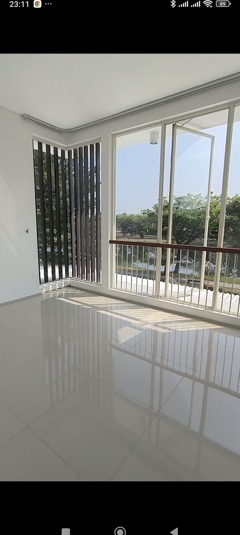 Sewa Rumah 2 Lantai Northwest Citraland Lake View Surabaya