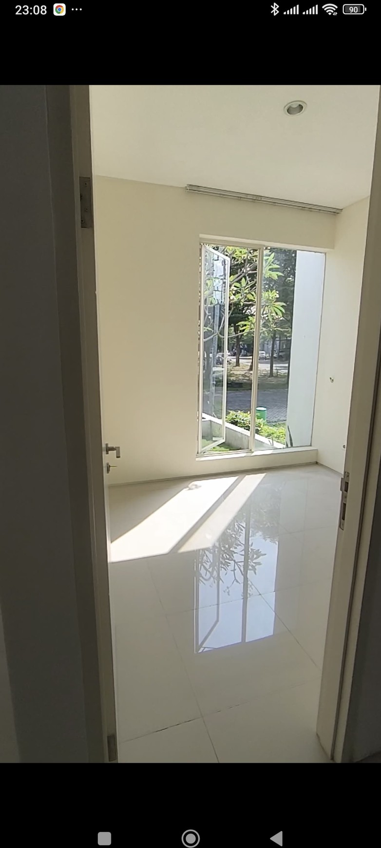 Sewa Rumah 2 Lantai Northwest Citraland Lake View Surabaya