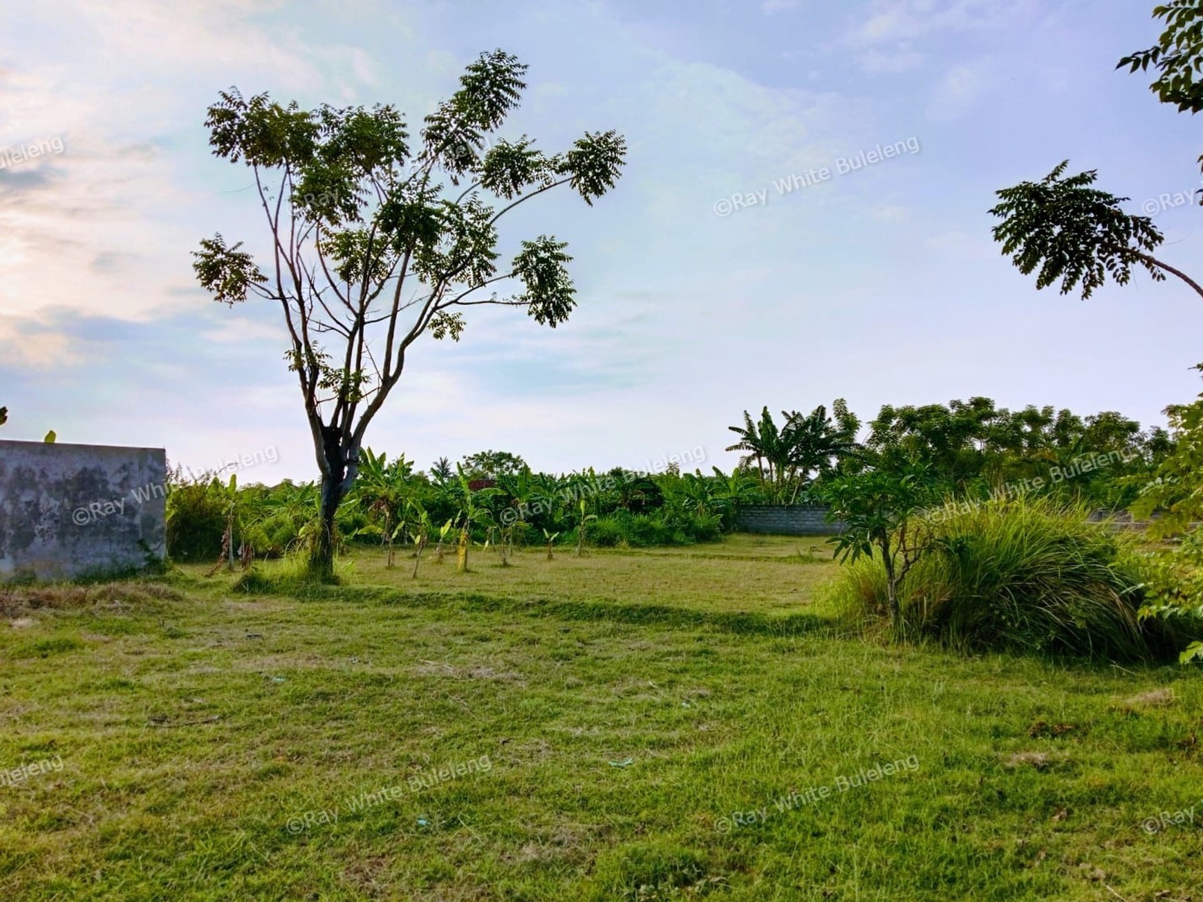 Prime Land in Peaceful Villa Kompleks - Just 400 Meters from the Beach