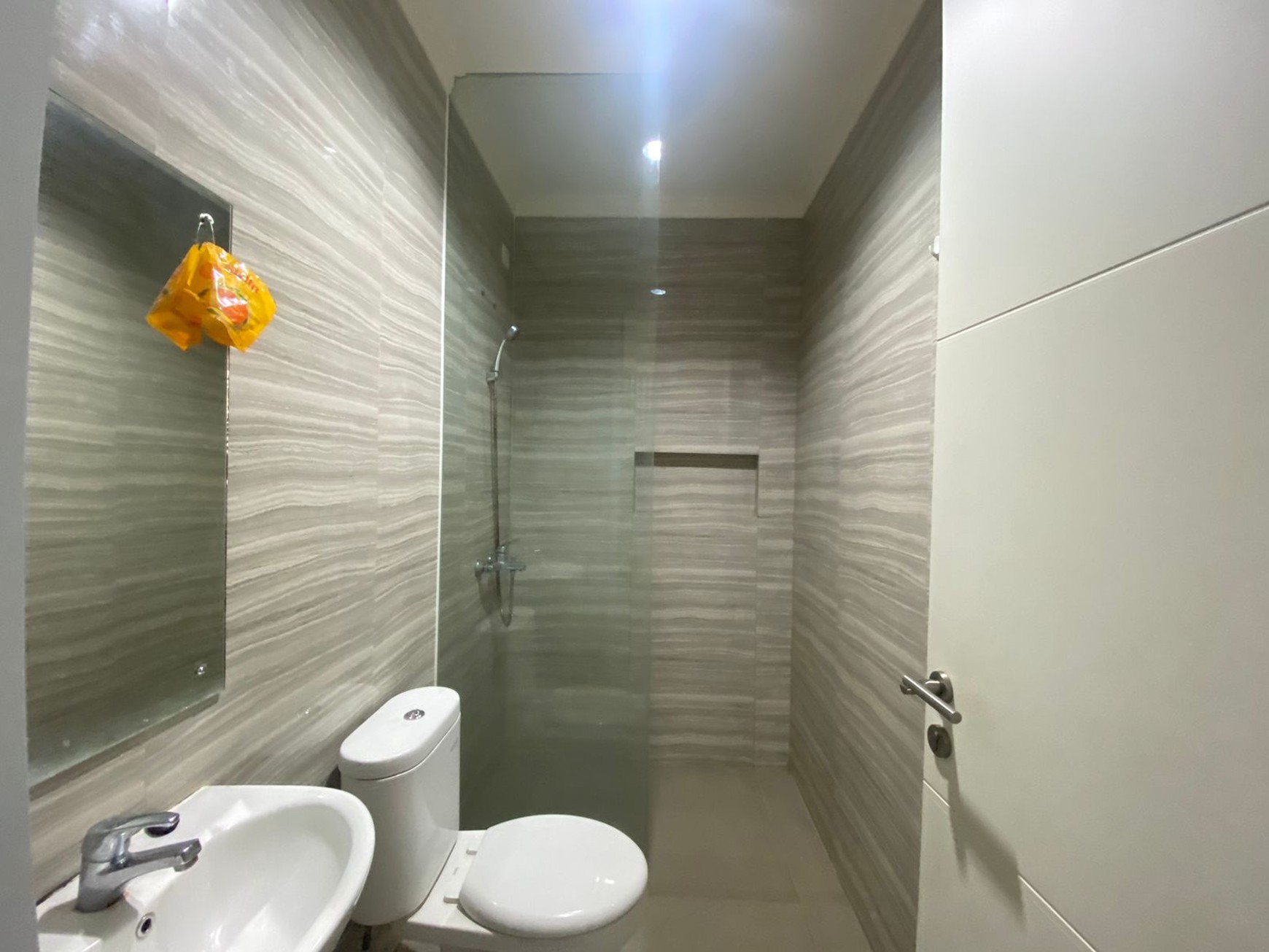 RUMAH CANTIK 2 LANTAI DI CITRALAND CIBUBUR