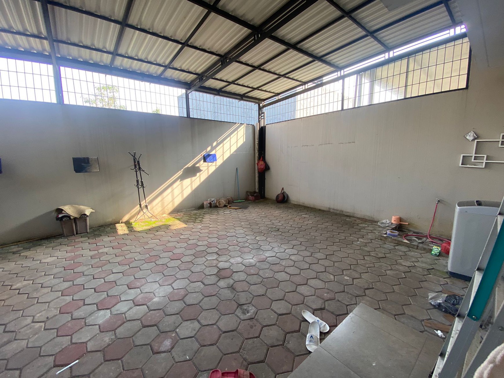 RUMAH CANTIK 2 LANTAI DI CITRALAND CIBUBUR