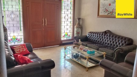 Dijual Rumah 2 lantai SHM di Jalan Kapuas Tegalsari Surabaya Pusat