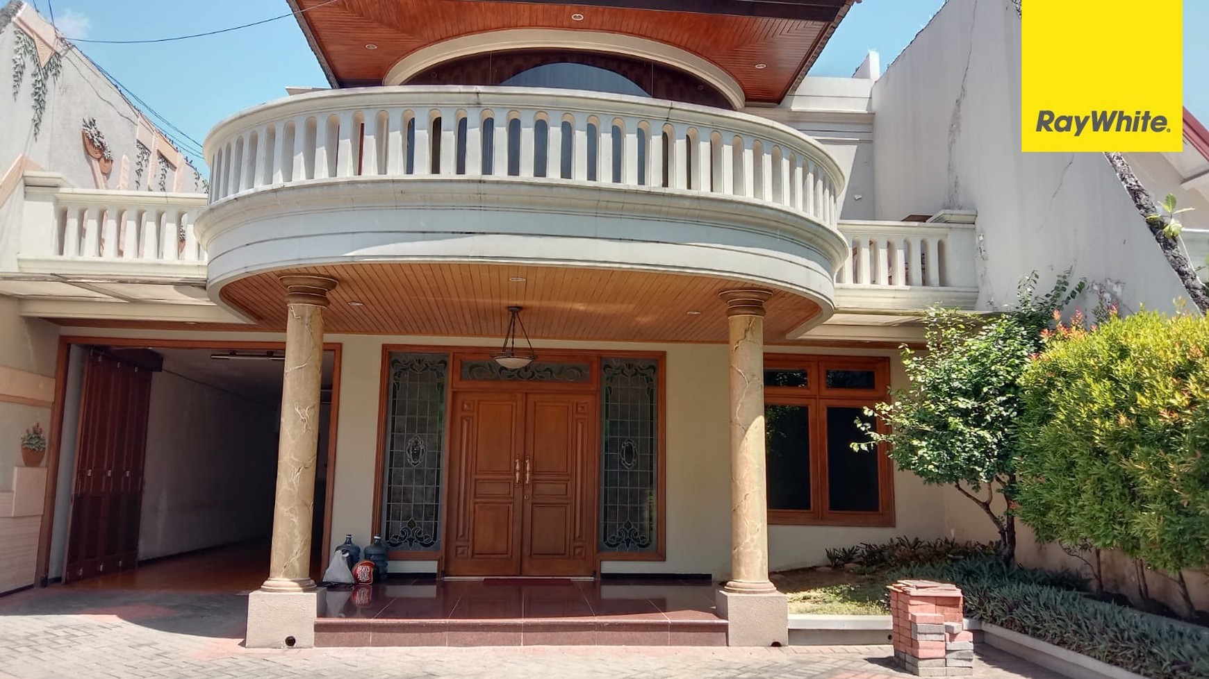Dijual Rumah 2 lantai SHM di Jalan Kapuas Tegalsari Surabaya Pusat