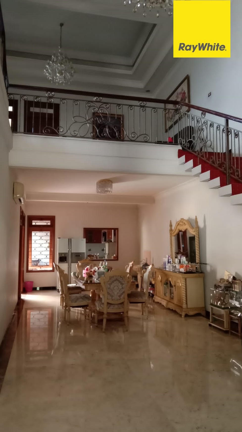 Dijual Rumah 2 lantai SHM di Jalan Kapuas Tegalsari Surabaya Pusat