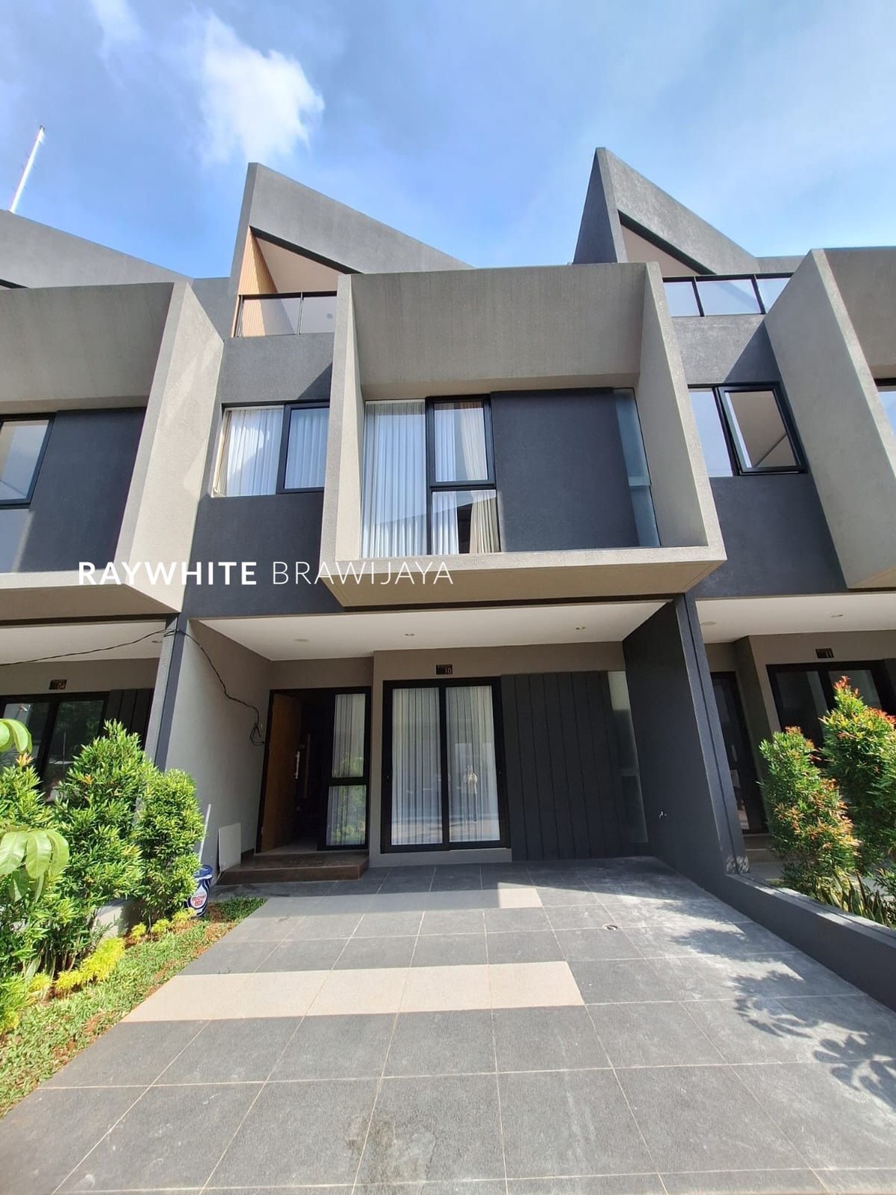 Rumah Dalam Cluster Siap Huni Area Jagakarsa