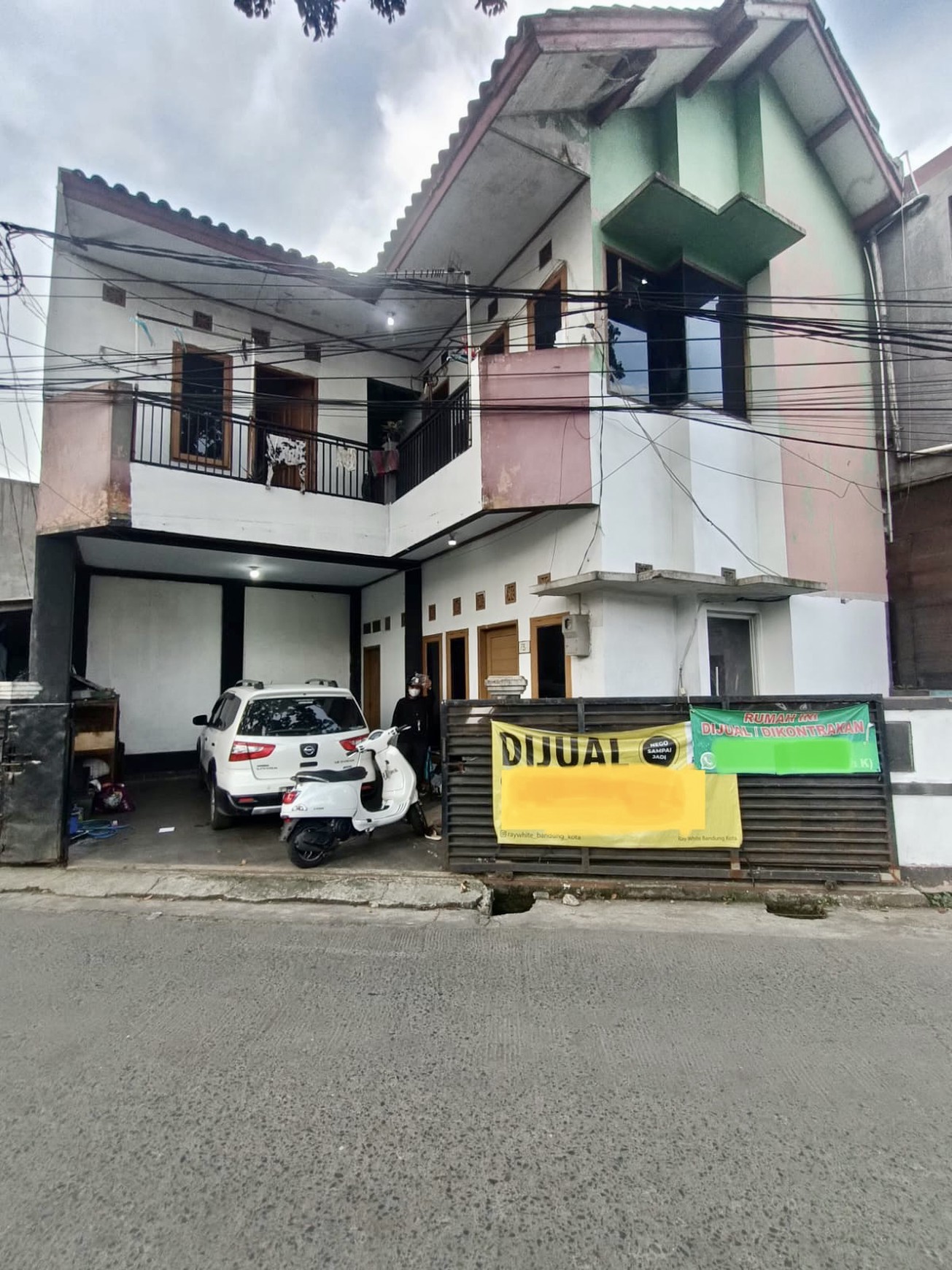 Rumah 2 Lantai di Parakan Saat Kota Bandung Hanya 400 meter ke RS Al Islam