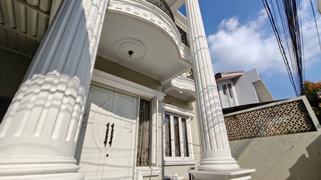 Rumah siap huni semi furnish , Jagakarsa Jakarta Selatan