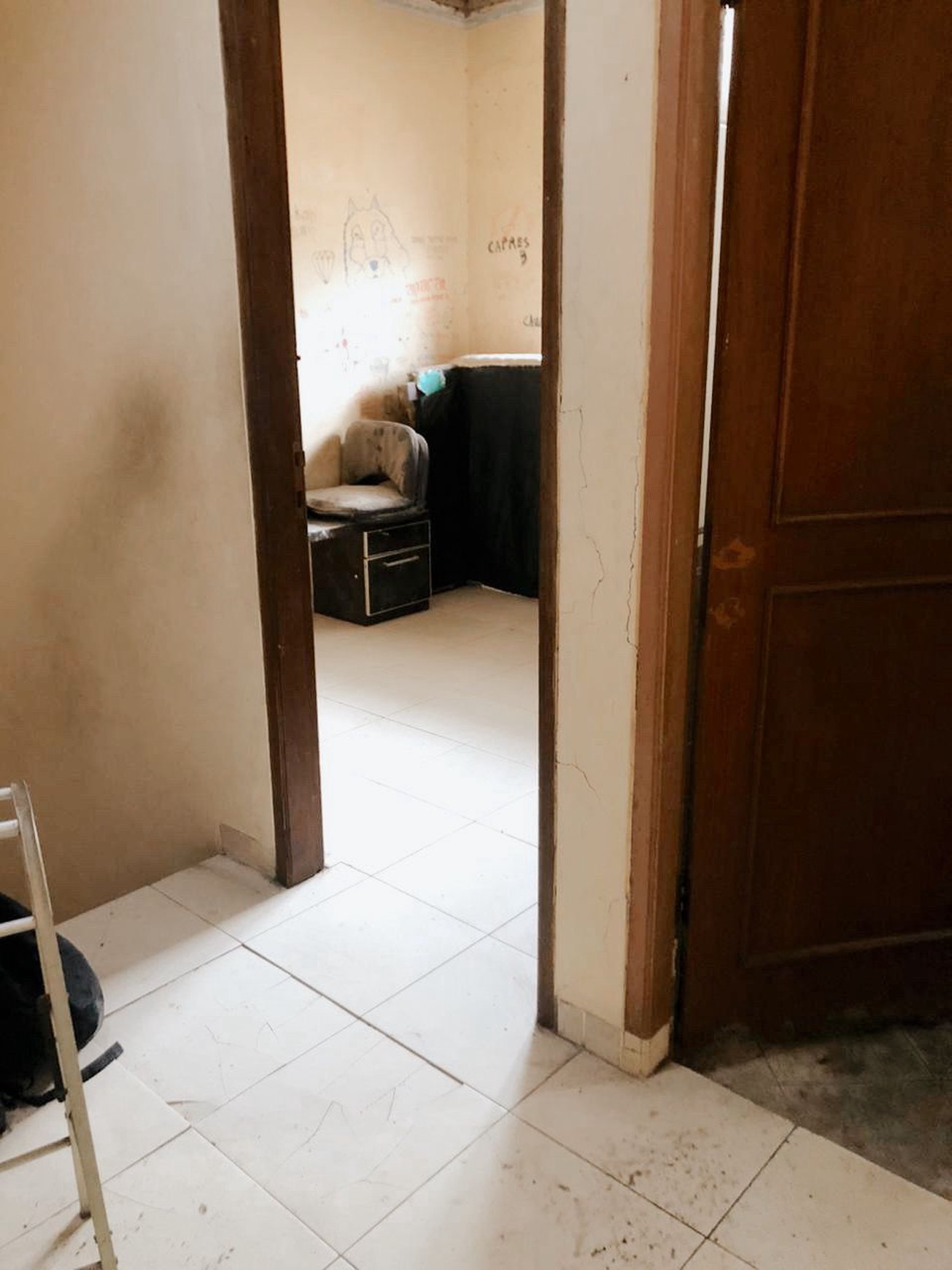 RUMAH SIAP HUNI DI REMPOA AREA