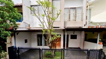 Rumah Bagus Di Jl Walet Bintaro Jaya Sektor 2