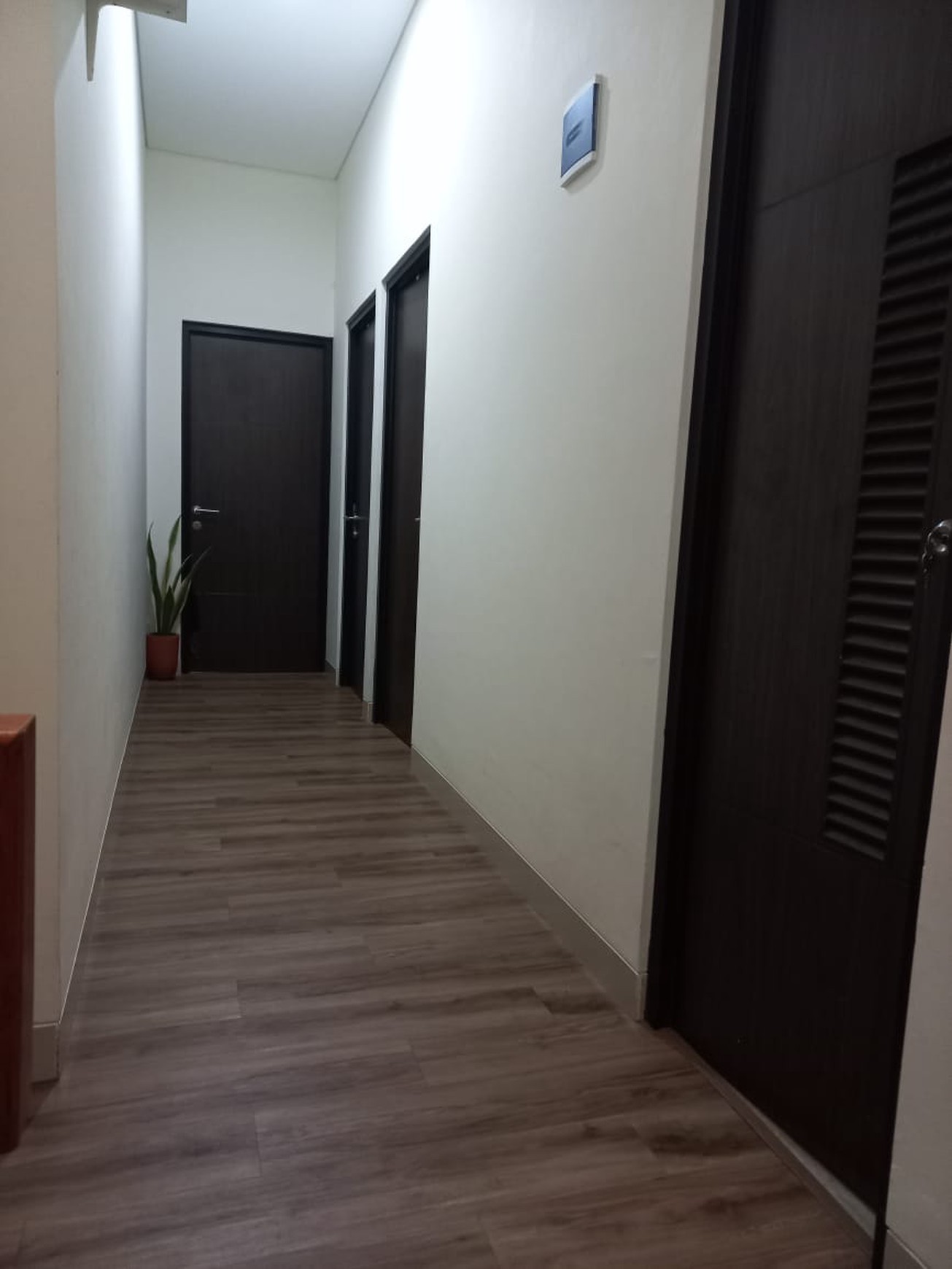 Rumah Bagus Di Jl Royal Jombang Raya Tangerang Selatan